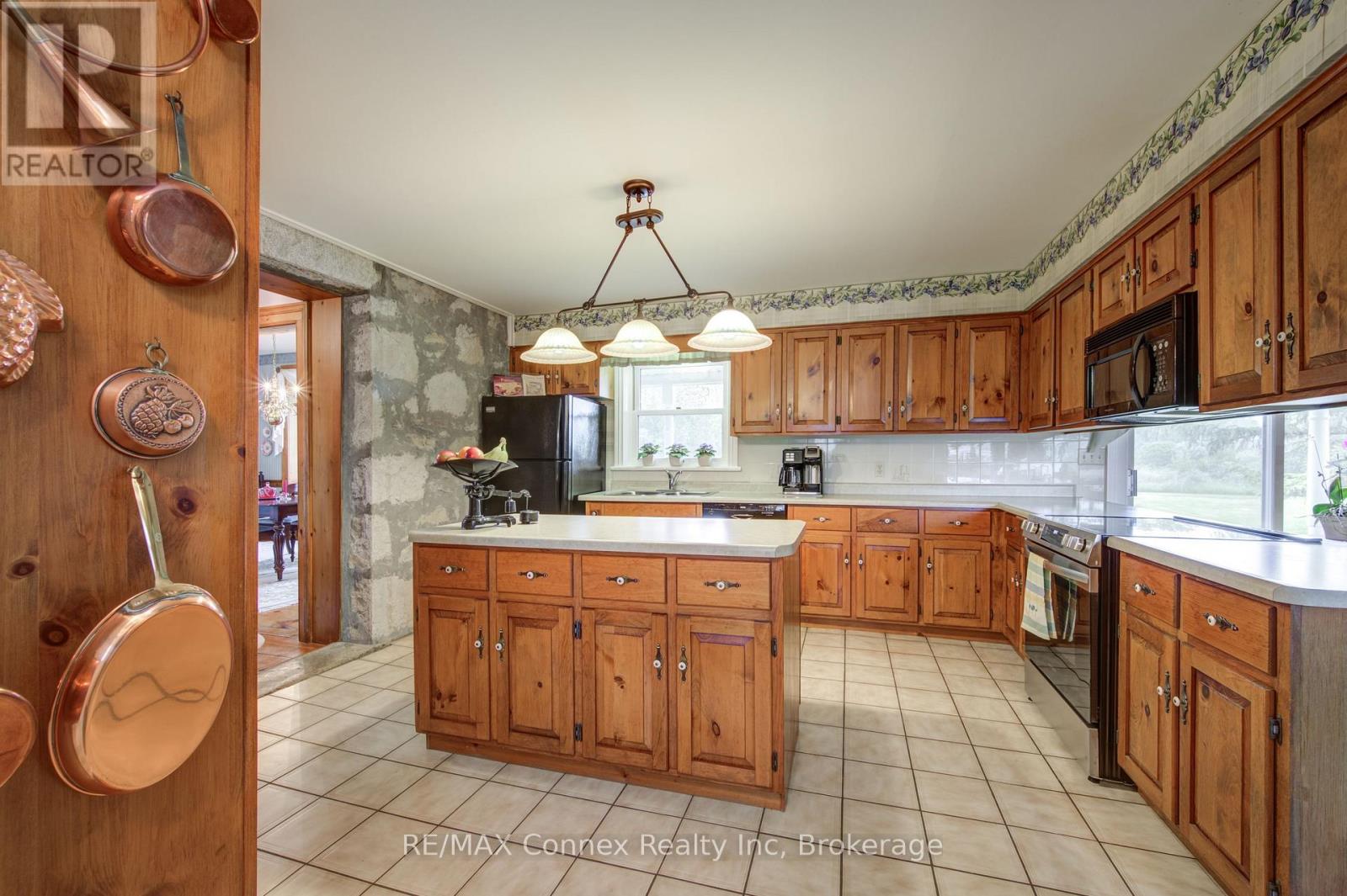 4963 Sixth Line, Guelph/eramosa, Ontario  N0B 2K0 - Photo 20 - X12389544