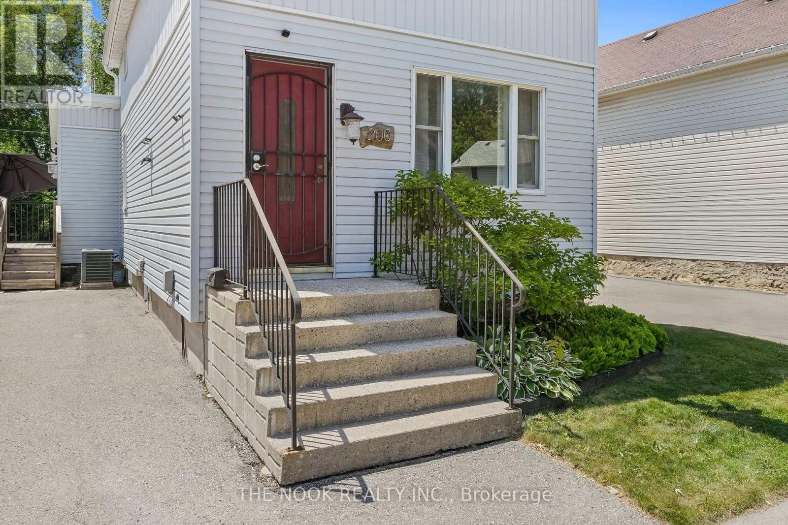 200 Court Street, Oshawa, Ontario  L1H 4W7 - Photo 6 - E12389609