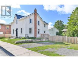 44 METCALF STREET, Tweed, Ontario