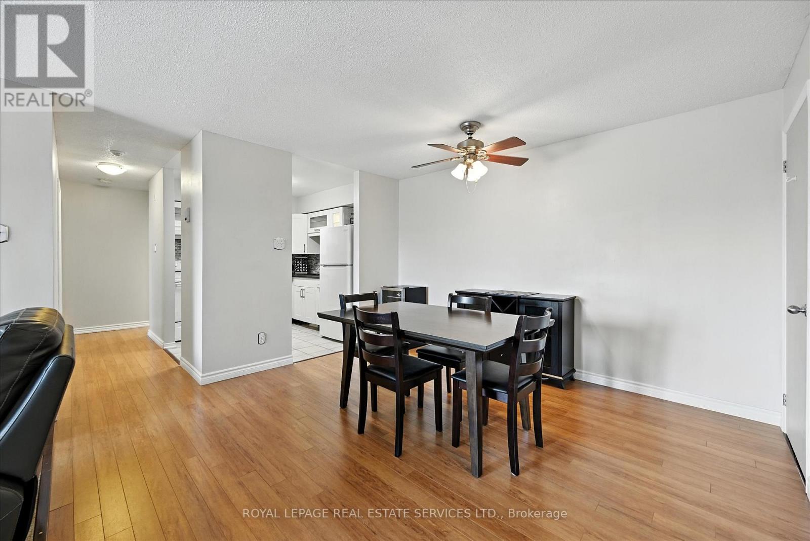 1634 - 1480 Pilgrims Way, Oakville, Ontario  L6M 3G7 - Photo 6 - W12389483