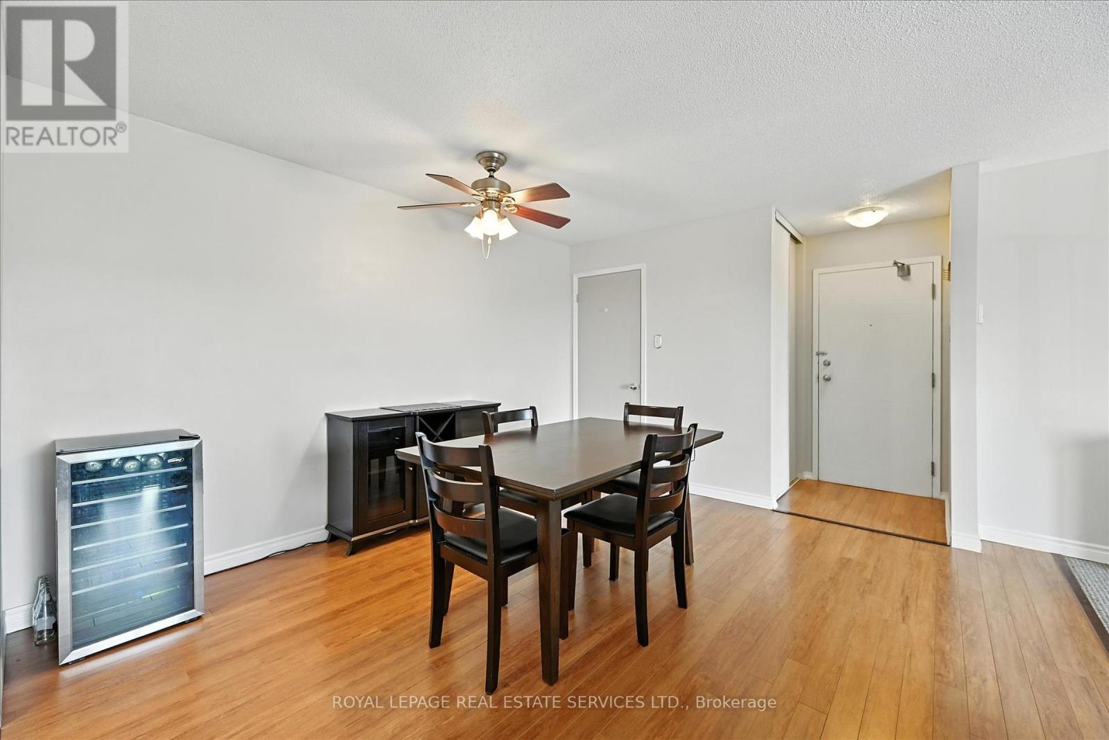 1634 - 1480 Pilgrims Way, Oakville, Ontario  L6M 3G7 - Photo 7 - W12389483