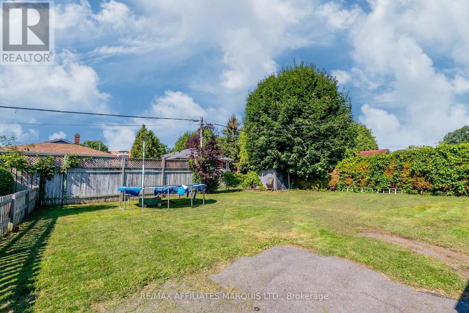 613 Carleton Street, Cornwall, Ontario  K6H 4Y4 - Photo 23 - X12389588