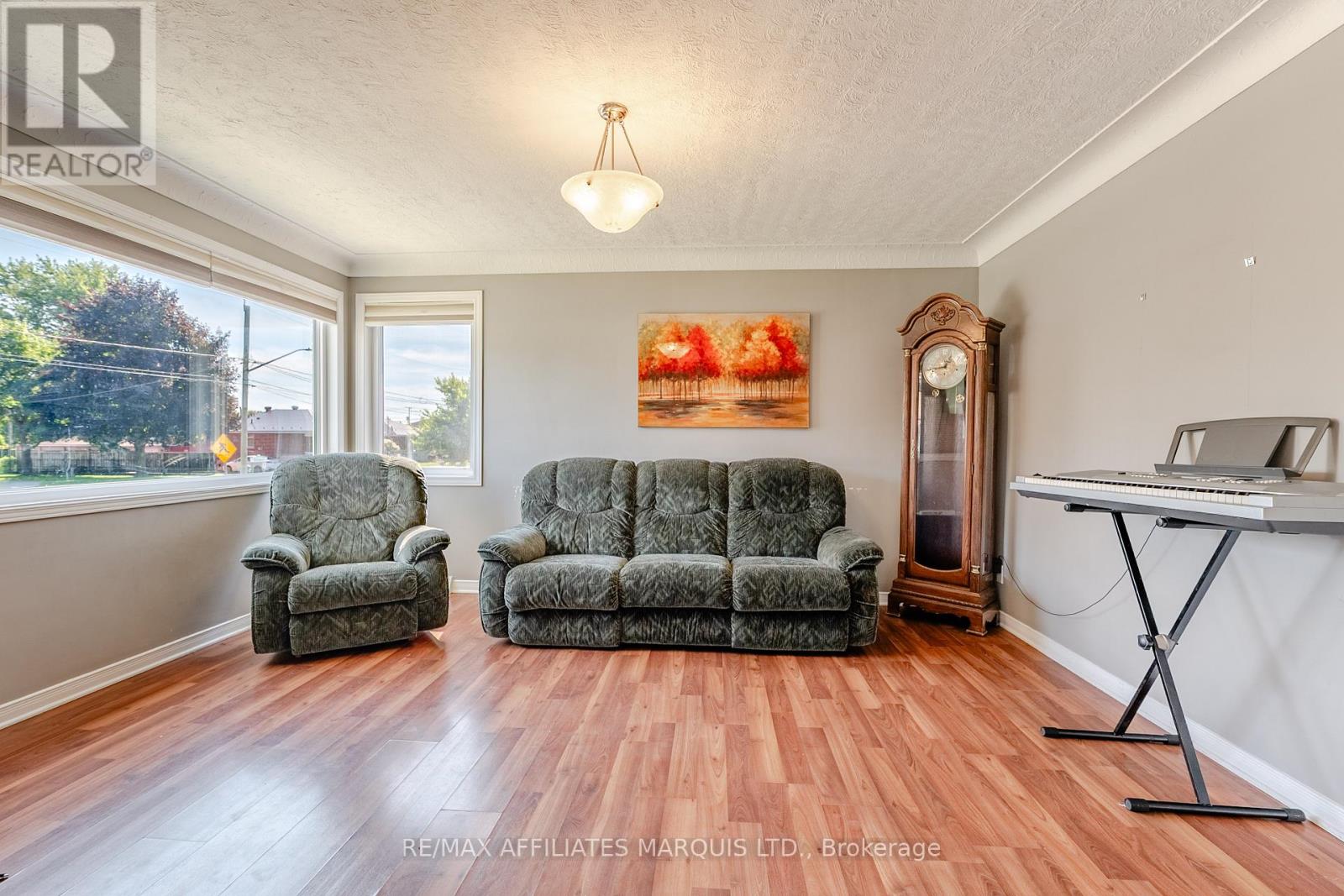 613 Carleton Street, Cornwall, Ontario  K6H 4Y4 - Photo 6 - X12389588