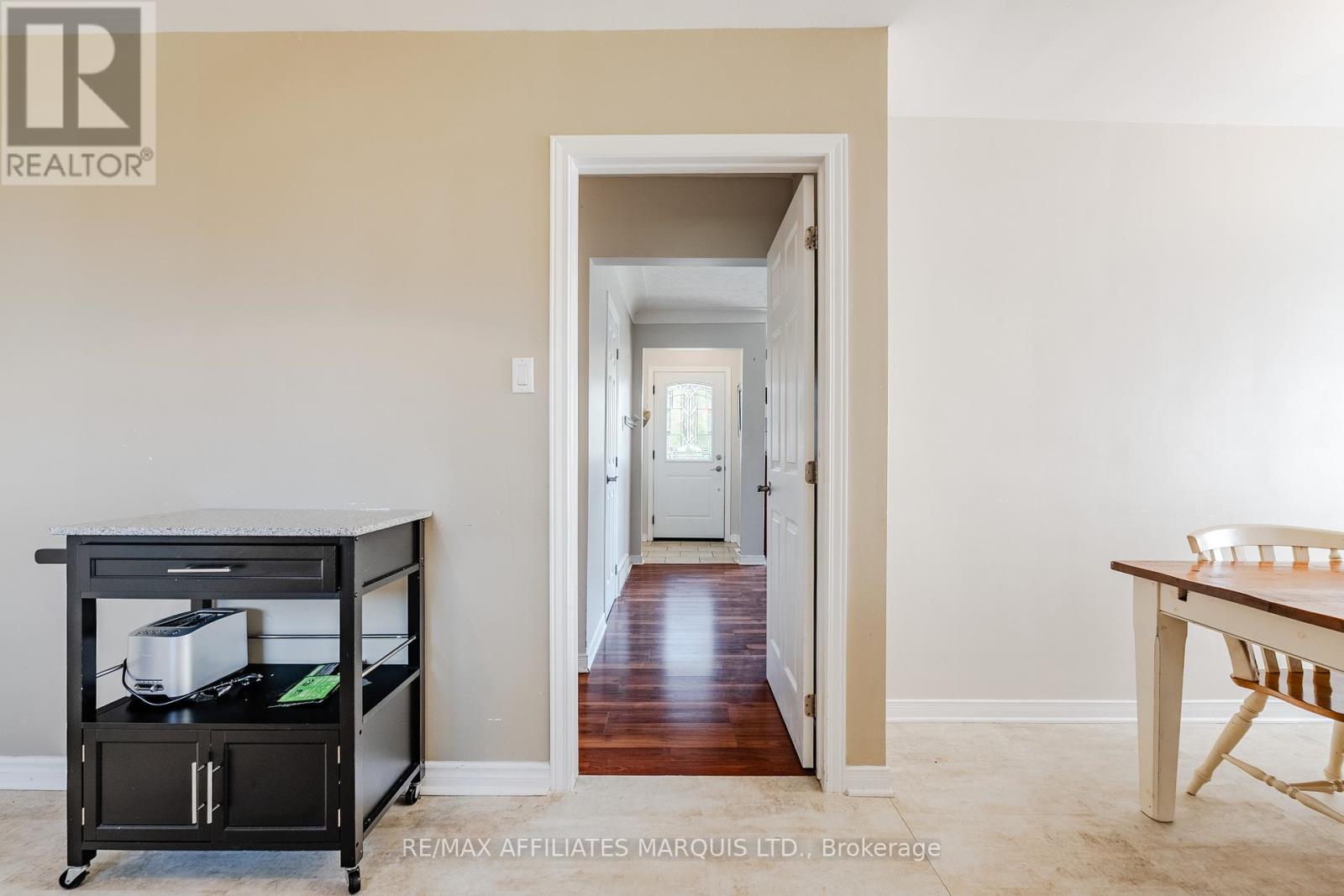 613 Carleton Street, Cornwall, Ontario  K6H 4Y4 - Photo 9 - X12389588