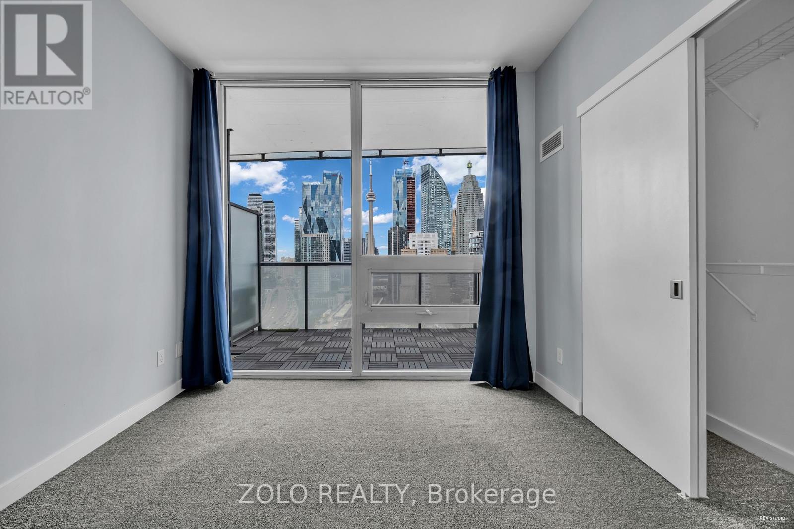 2412 - 1 Market Street, Toronto, Ontario  M5E 0A2 - Photo 3 - C12378315