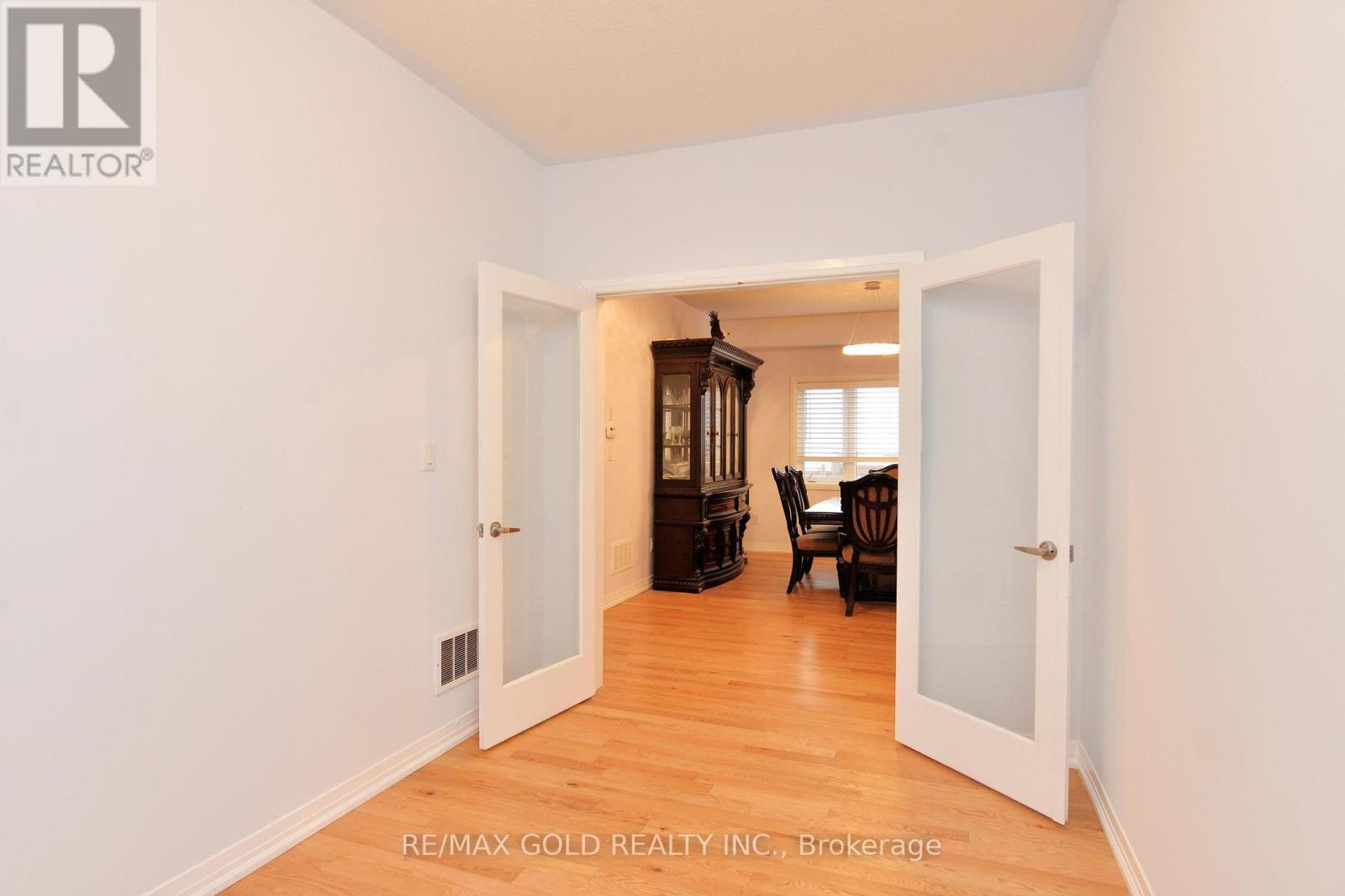 35 Rainey Drive, East Luther Grand Valley, Ontario  L9W 7R5 - Photo 11 - X12389442