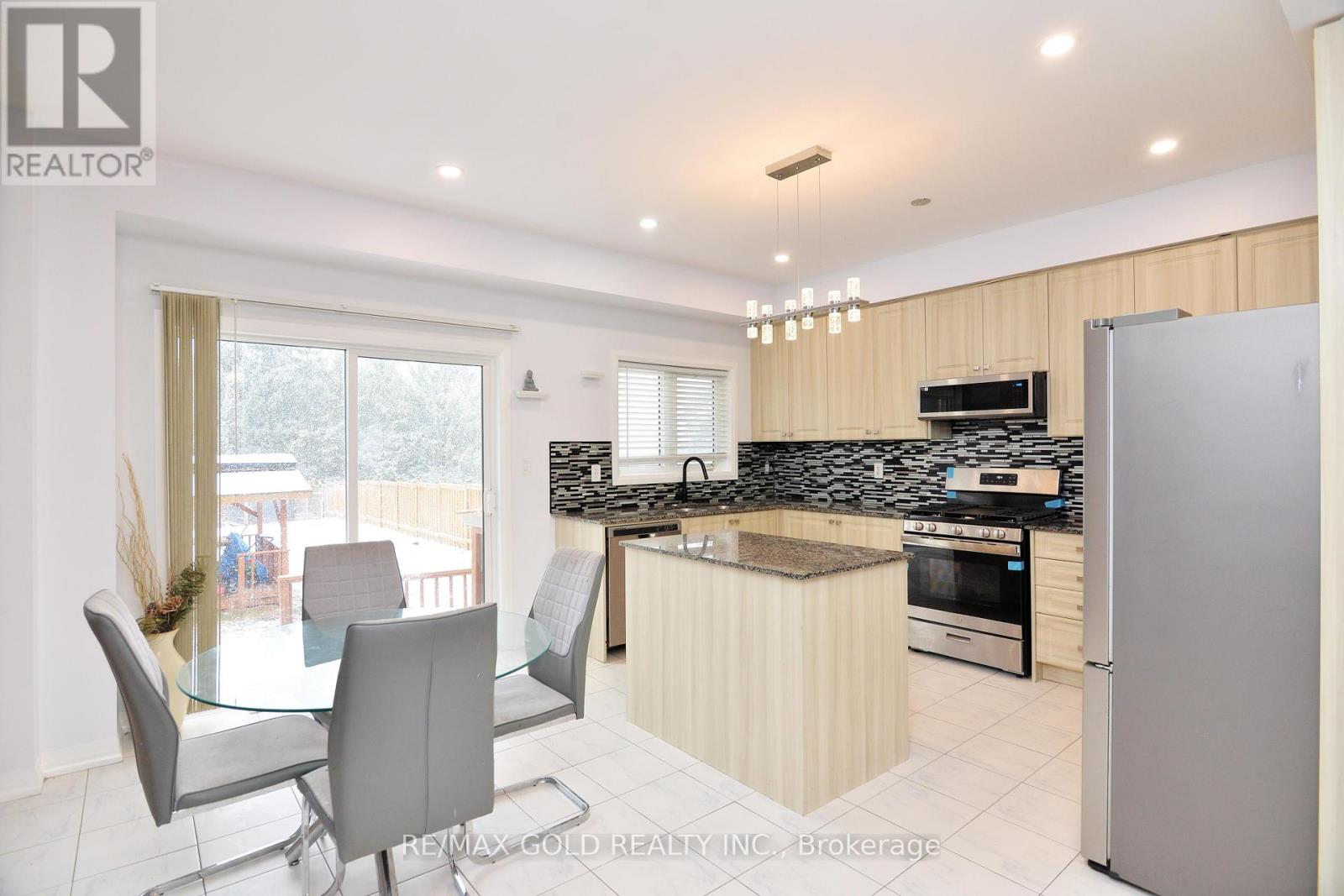 35 Rainey Drive, East Luther Grand Valley, Ontario  L9W 7R5 - Photo 12 - X12389442