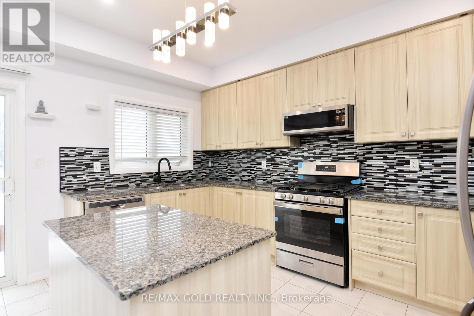 35 Rainey Drive, East Luther Grand Valley, Ontario  L9W 7R5 - Photo 14 - X12389442