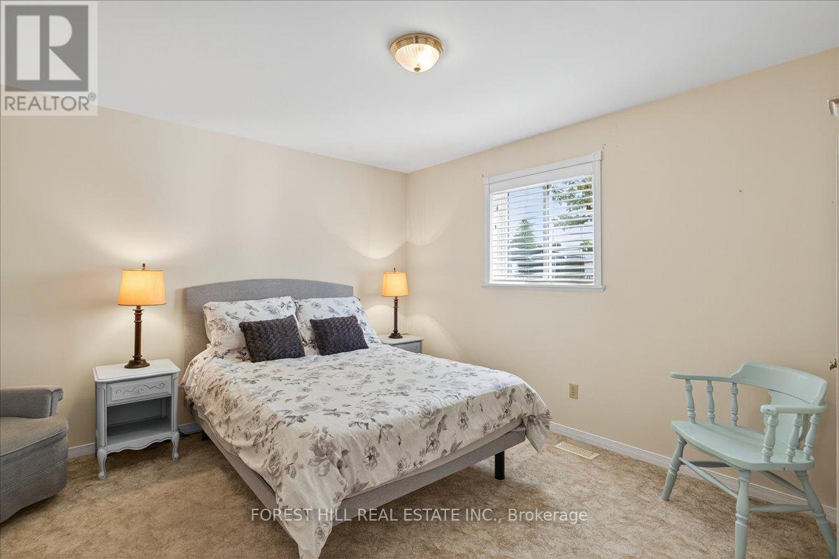 217 Queen Street S, West Grey, Ontario  N0G 1R0 - Photo 10 - X12389448