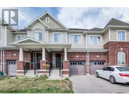 4 STONEHILL AVENUE, Kitchener, Ontario
