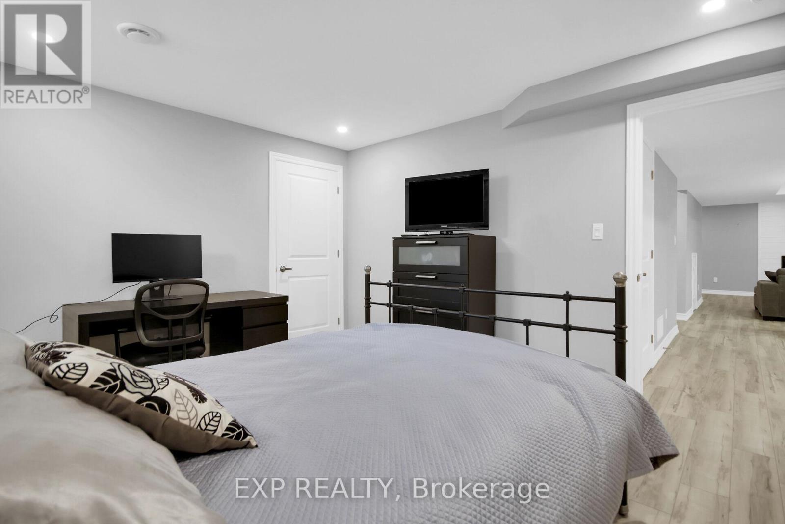 2629 Watermusic Bay Crescent, Ottawa, Ontario  K2J 0T4 - Photo 47 - X12389463