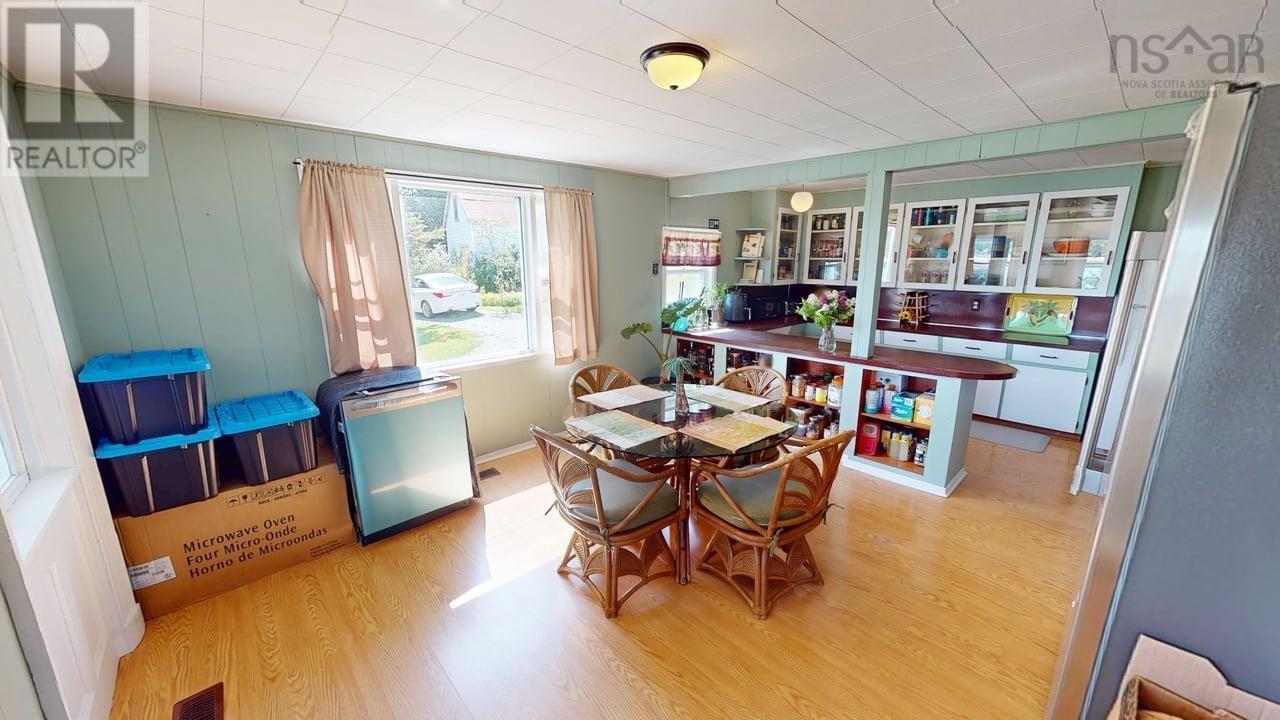 9399 Ns-16, Cooks Cove, Nova Scotia  B0H 1N0 - Photo 3 - 202514099