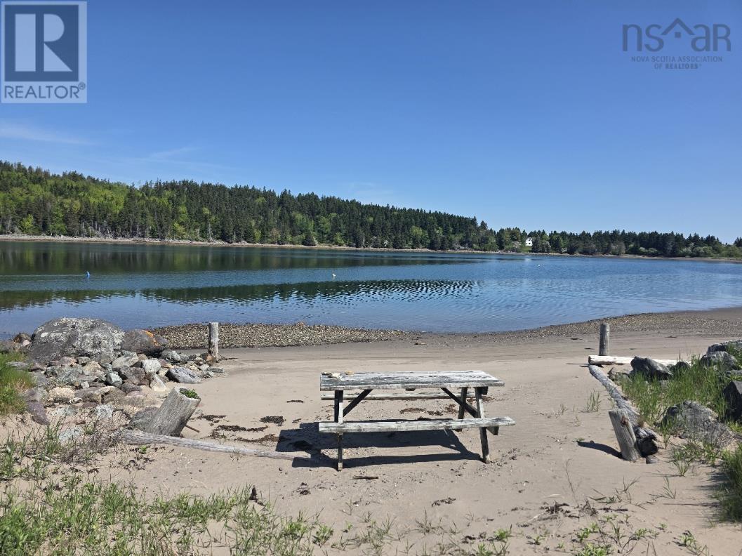 9399 Ns-16, Cooks Cove, Nova Scotia  B0H 1N0 - Photo 16 - 202514099