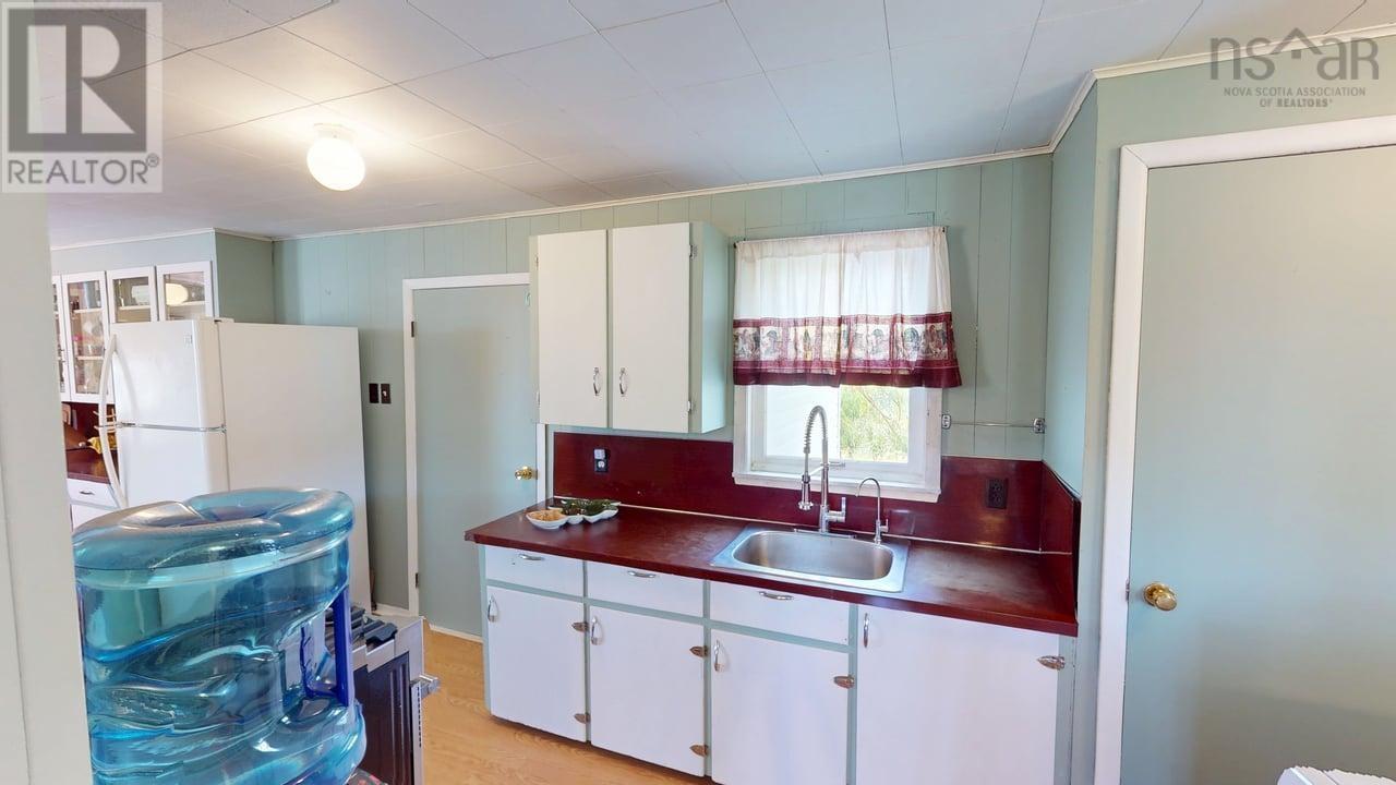 9399 Ns-16, Cooks Cove, Nova Scotia  B0H 1N0 - Photo 6 - 202514099