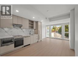 41* 422 E 3RD STREET