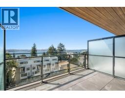655 422 E 3RD STREET, North Vancouver, British Columbia
