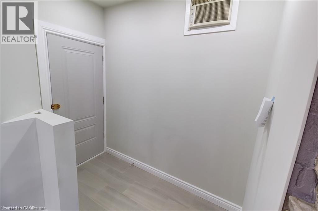 1459 Main Street E, Hamilton, Ontario  L8K 1C5 - Photo 3 - 40756994