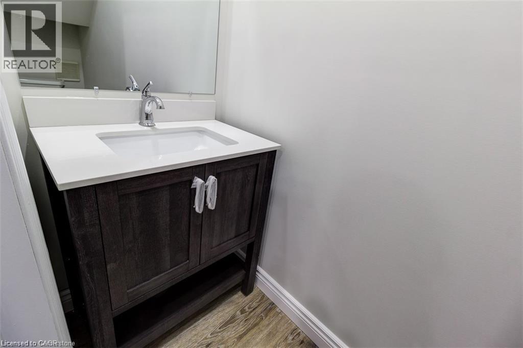 1459 Main Street E, Hamilton, Ontario  L8K 1C5 - Photo 24 - 40756994