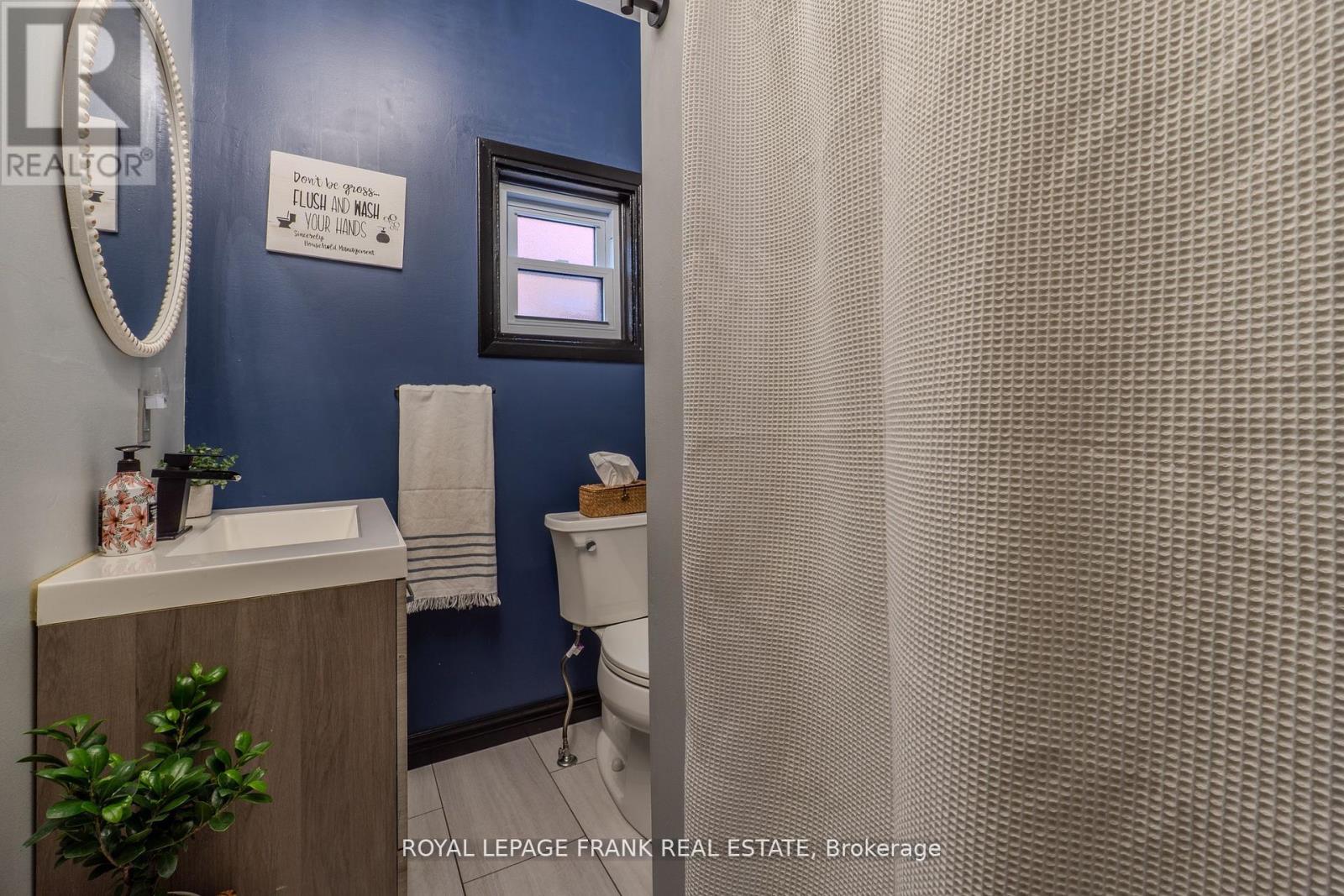 69 Peel Street, Kawartha Lakes, Ontario  K9V 3M5 - Photo 20 - X12389690