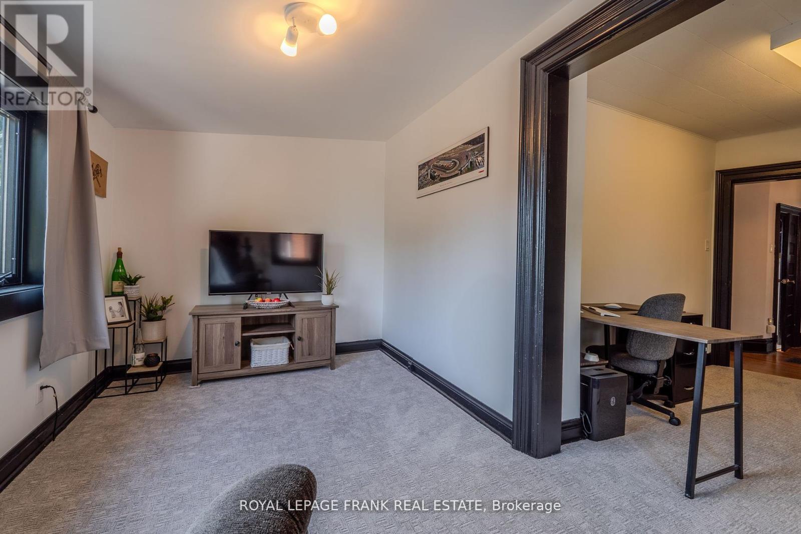 69 Peel Street, Kawartha Lakes, Ontario  K9V 3M5 - Photo 30 - X12389690