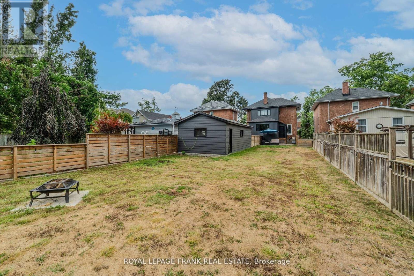 69 Peel Street, Kawartha Lakes, Ontario  K9V 3M5 - Photo 37 - X12389690