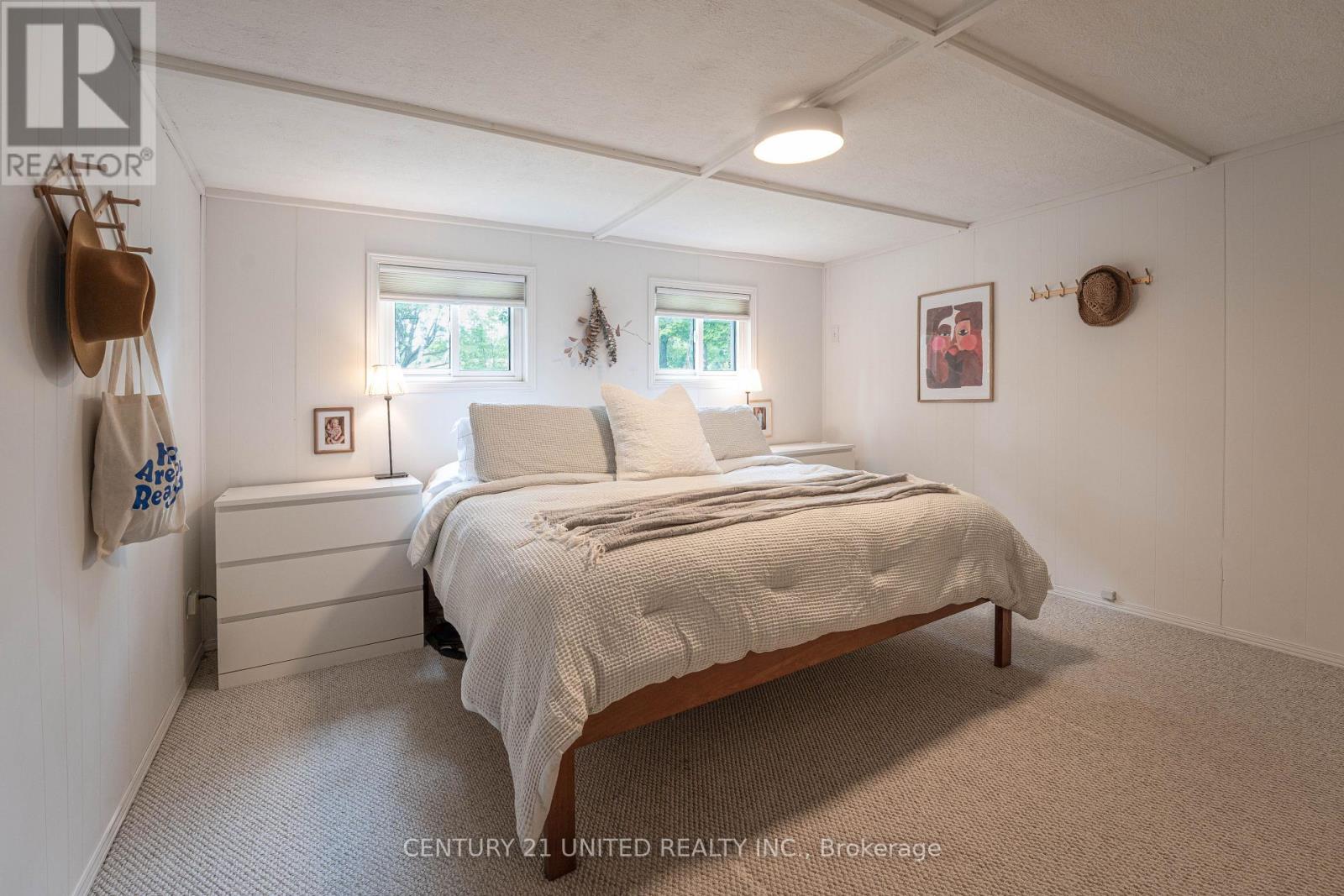 1105 Primrose Lane, Selwyn, Ontario  K9J 6X5 - Photo 12 - X12389717