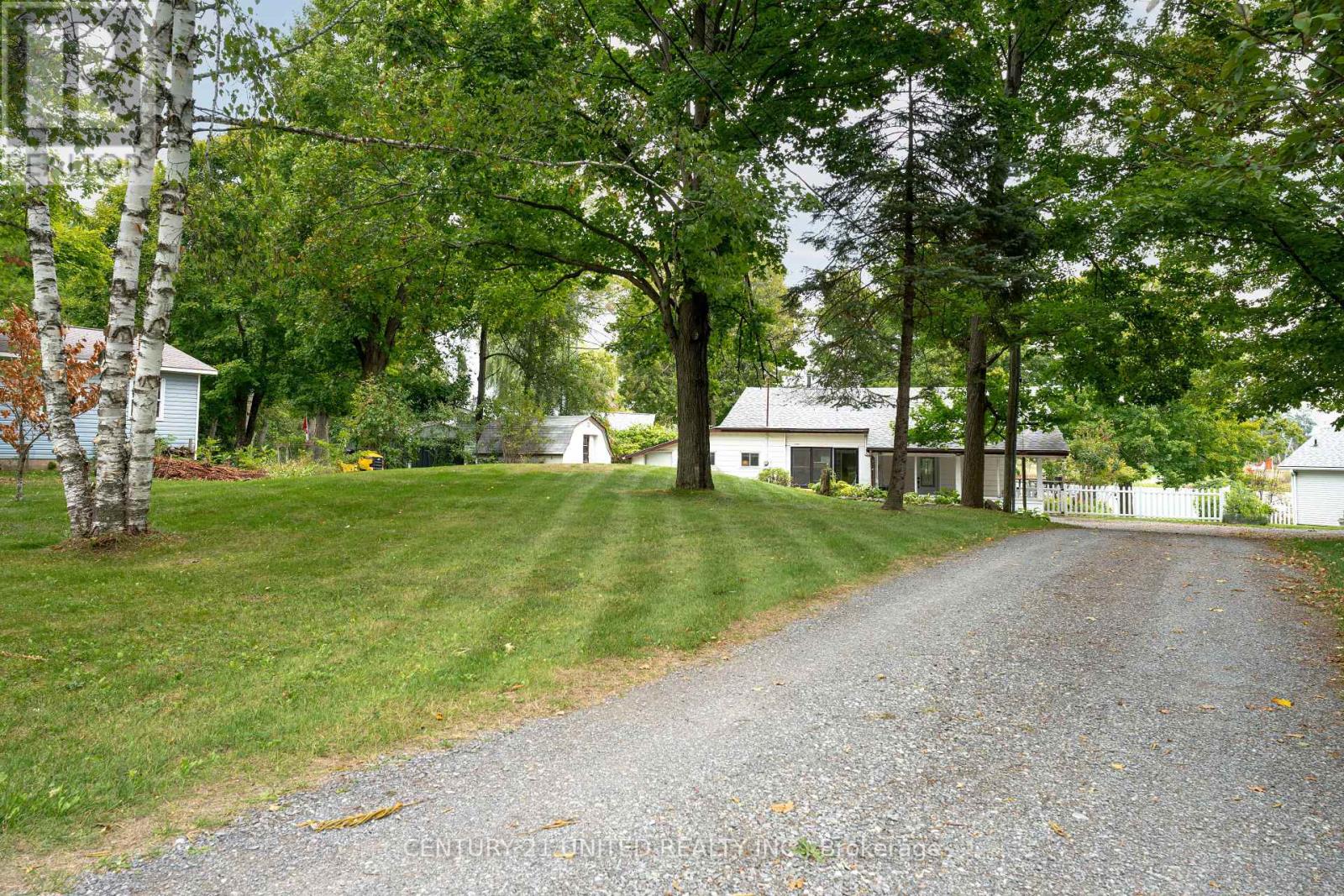 1105 Primrose Lane, Selwyn, Ontario  K9J 6X5 - Photo 29 - X12389717