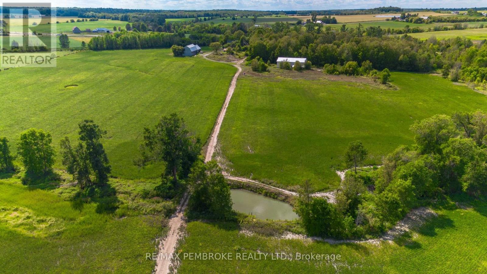 2252 Zion Line, Whitewater Region, Ontario  K8A 6W3 - Photo 35 - X12387879
