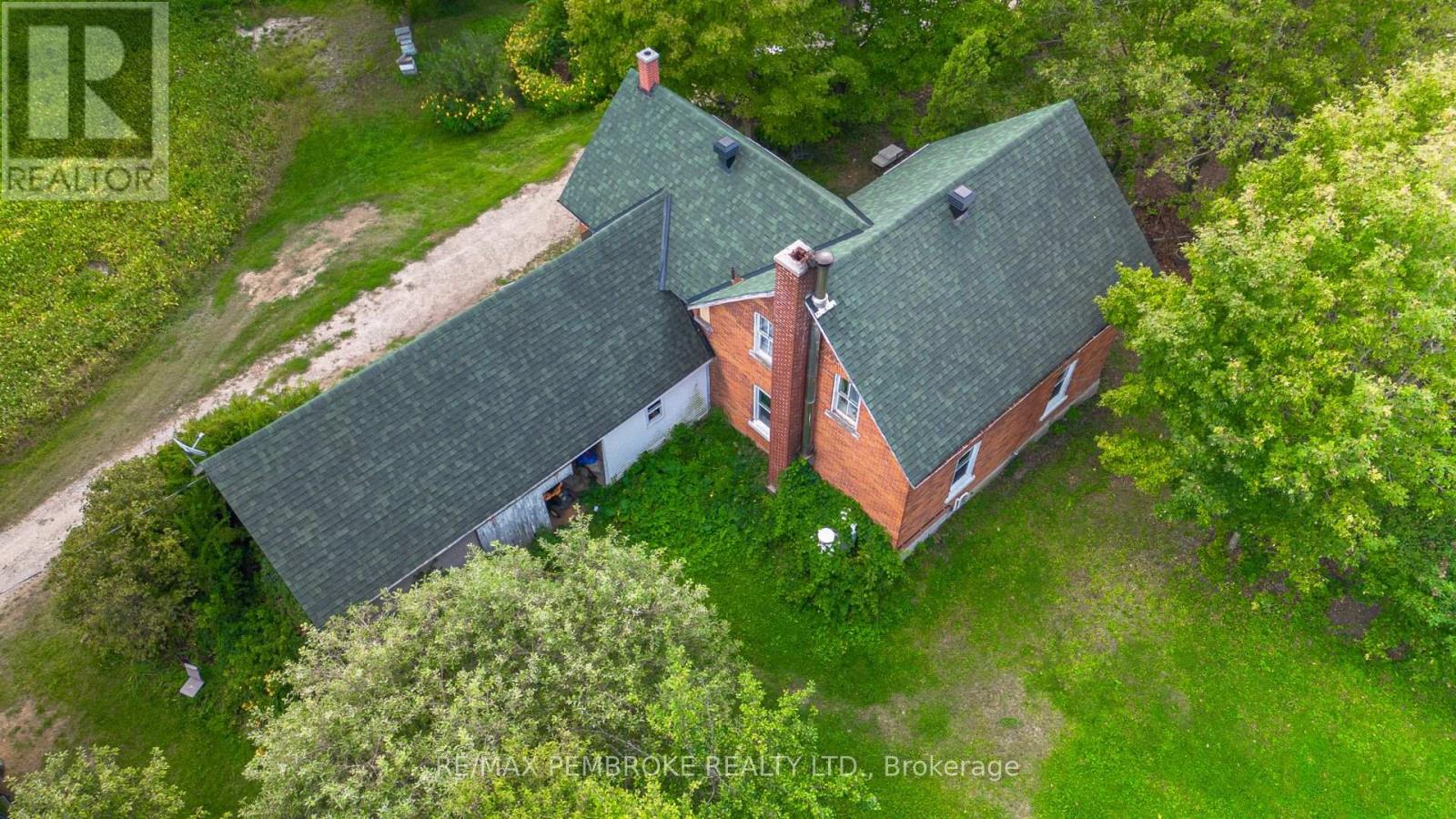 2252 Zion Line, Whitewater Region, Ontario  K8A 6W3 - Photo 43 - X12387879