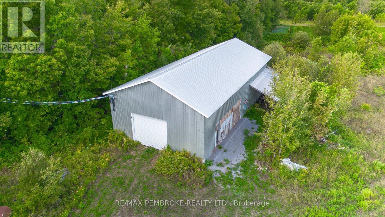 2252 Zion Line, Whitewater Region, Ontario  K8A 6W3 - Photo 36 - X12387879