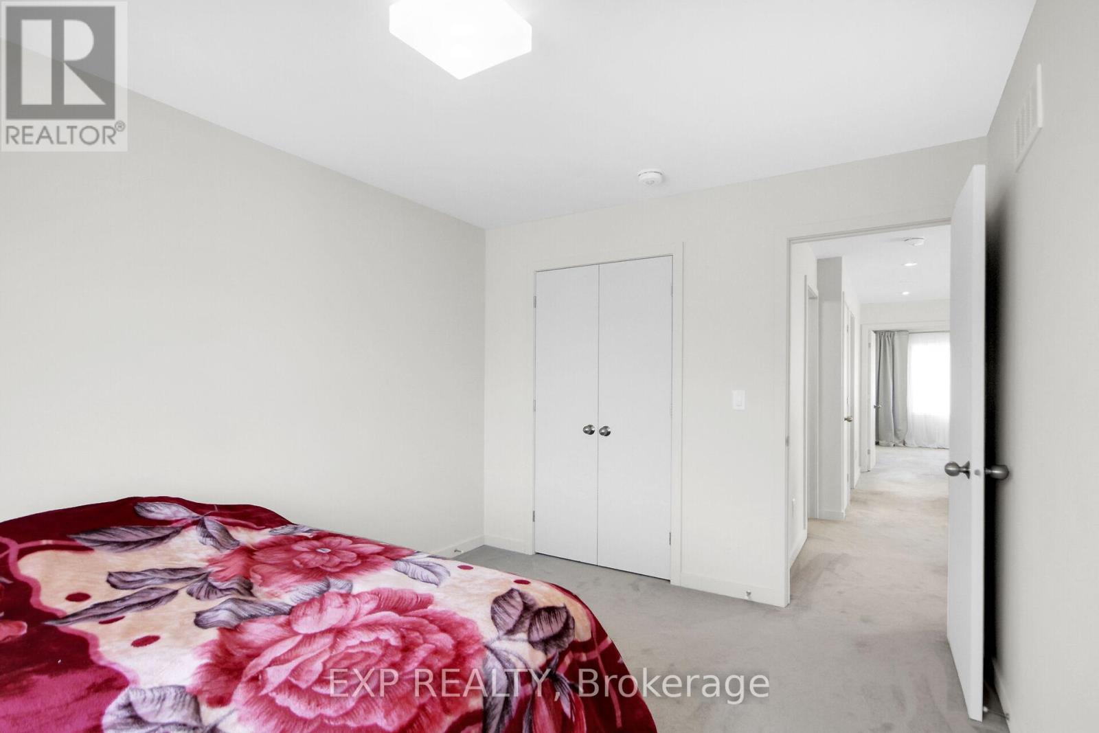 217 Pisces Terrace, Ottawa, Ontario  K1T 0S8 - Photo 13 - X12389664