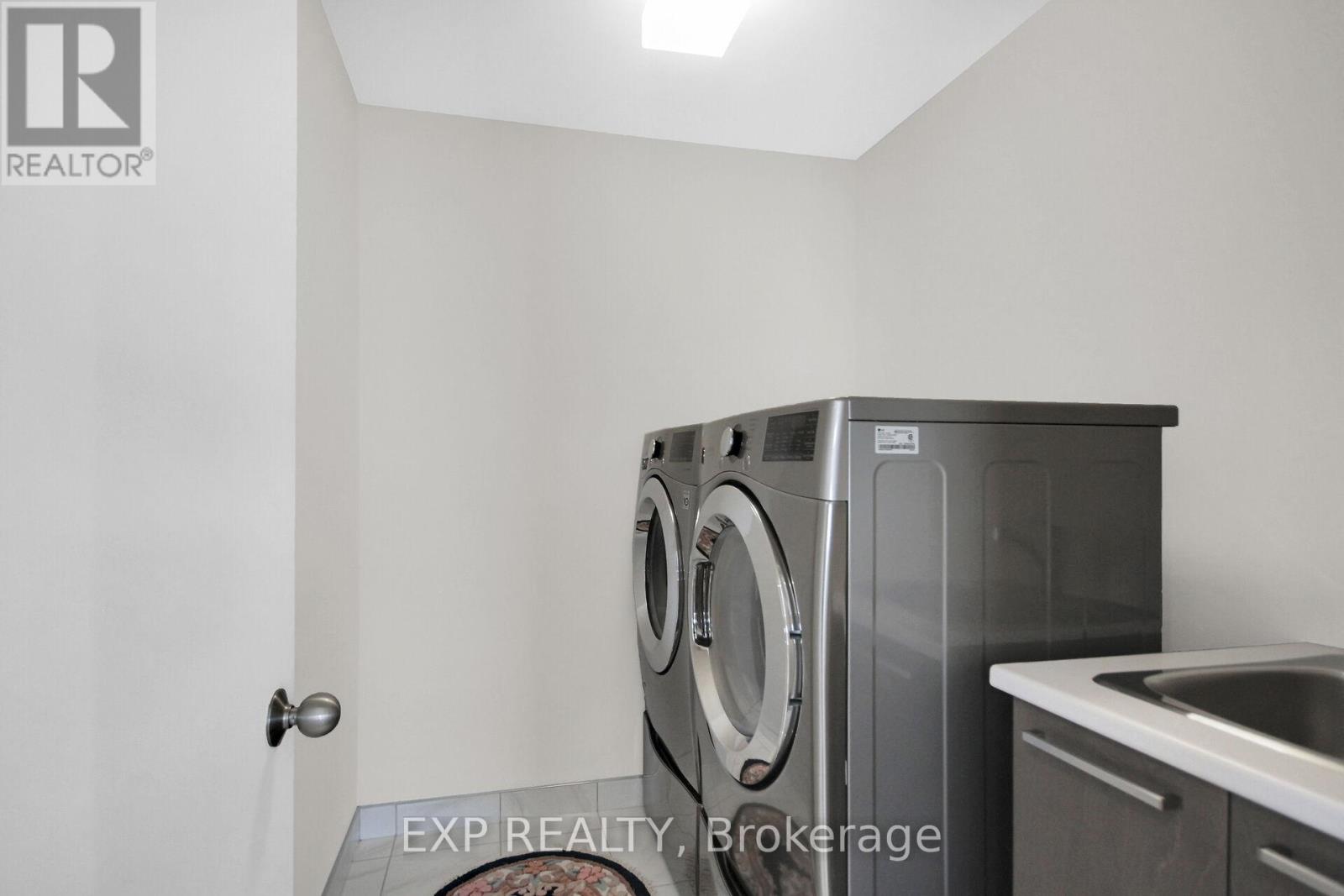 217 Pisces Terrace, Ottawa, Ontario  K1T 0S8 - Photo 17 - X12389664
