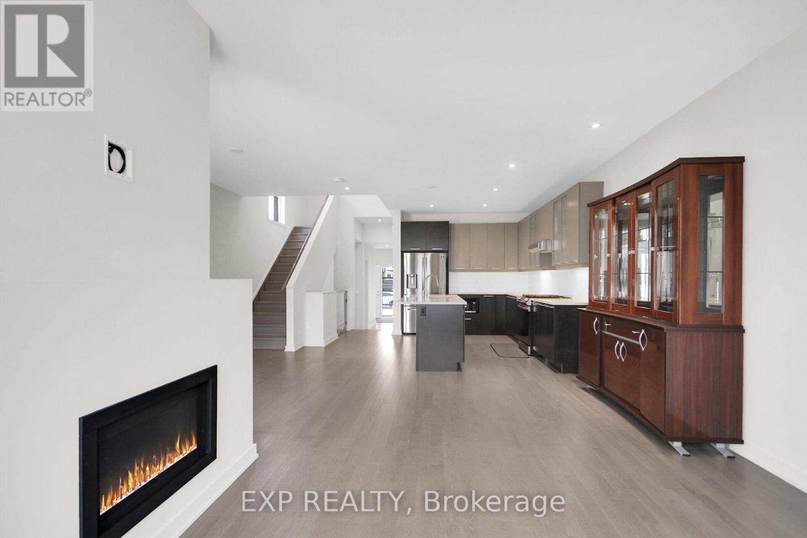 217 Pisces Terrace, Ottawa, Ontario  K1T 0S8 - Photo 33 - X12389664