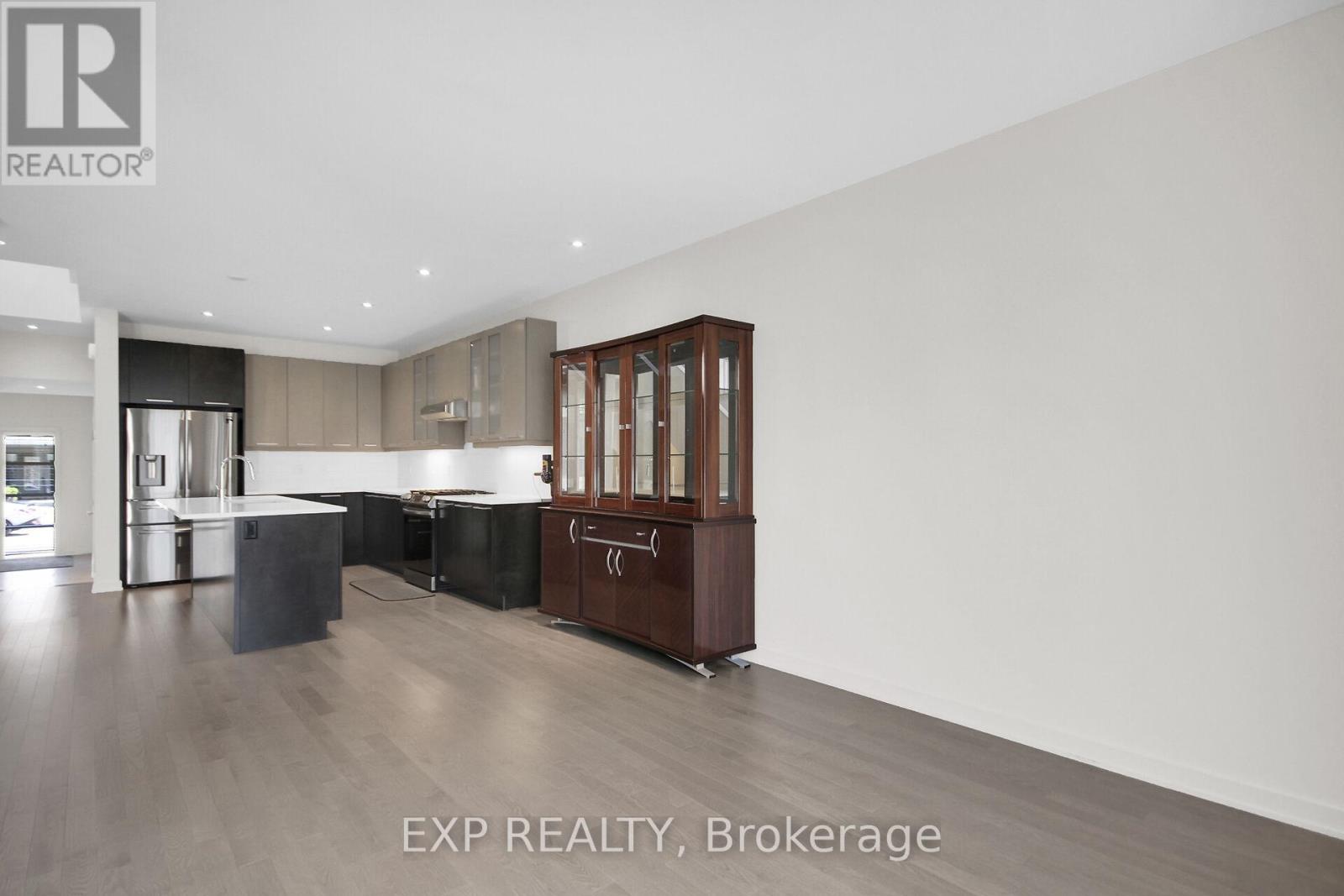 217 Pisces Terrace, Ottawa, Ontario  K1T 0S8 - Photo 34 - X12389664