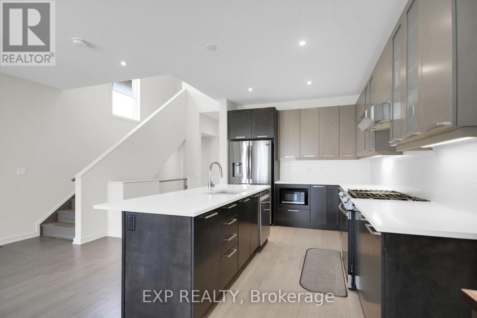 217 Pisces Terrace, Ottawa, Ontario  K1T 0S8 - Photo 35 - X12389664