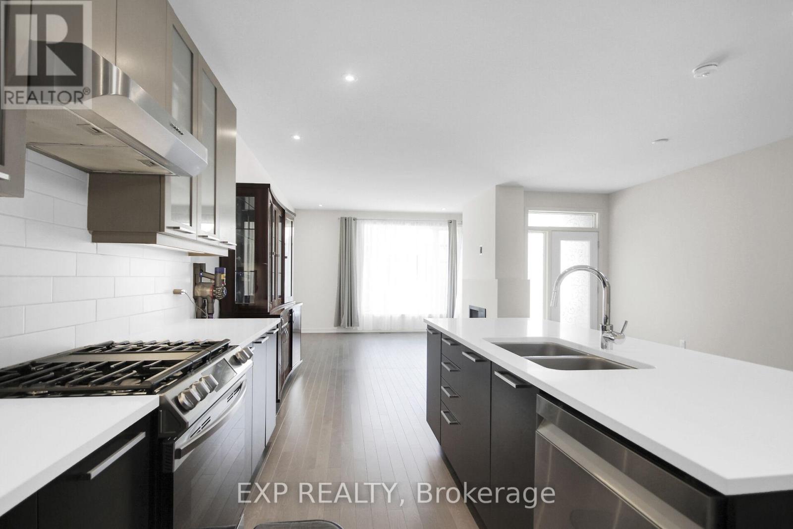 217 Pisces Terrace, Ottawa, Ontario  K1T 0S8 - Photo 36 - X12389664