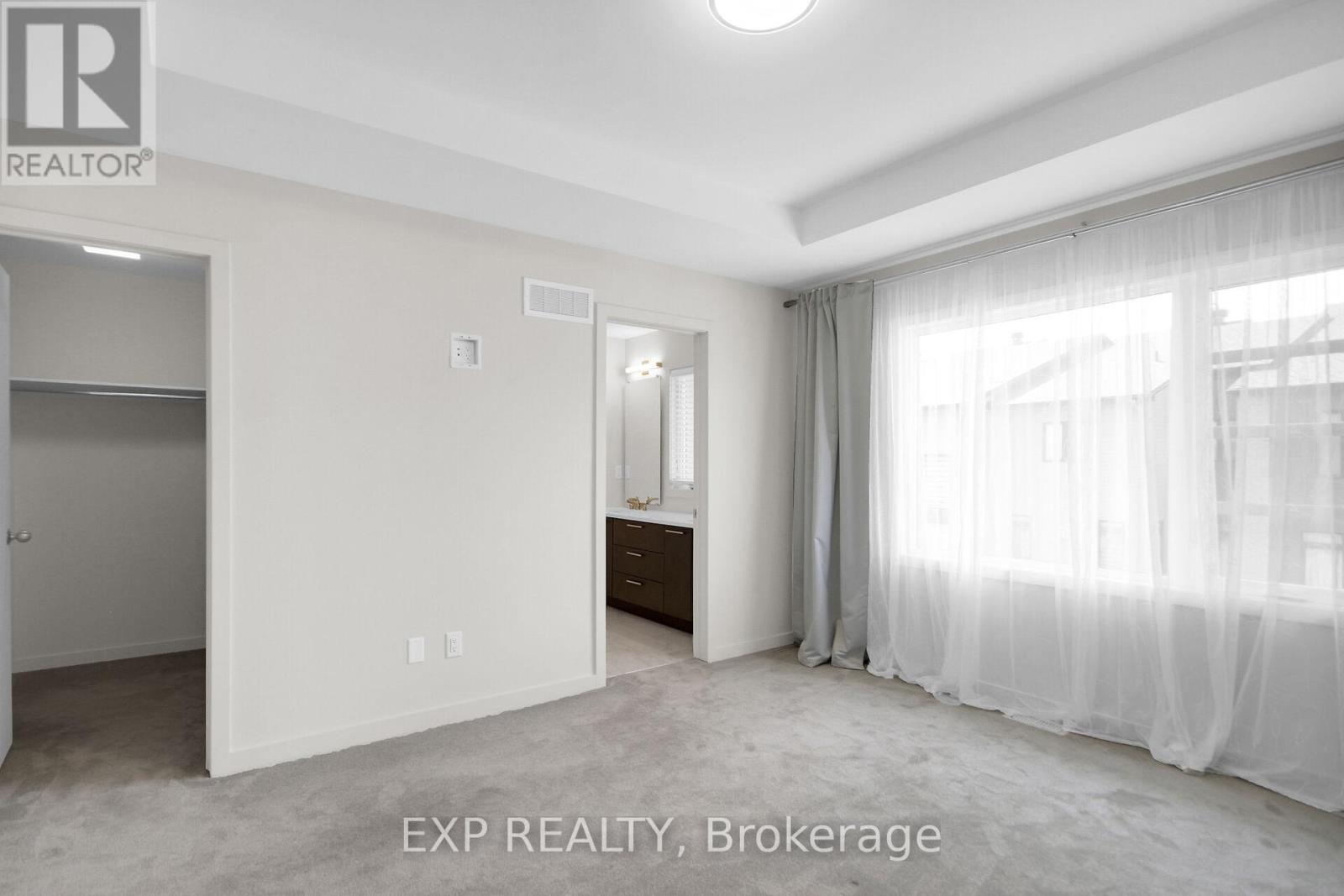 217 Pisces Terrace, Ottawa, Ontario  K1T 0S8 - Photo 7 - X12389664