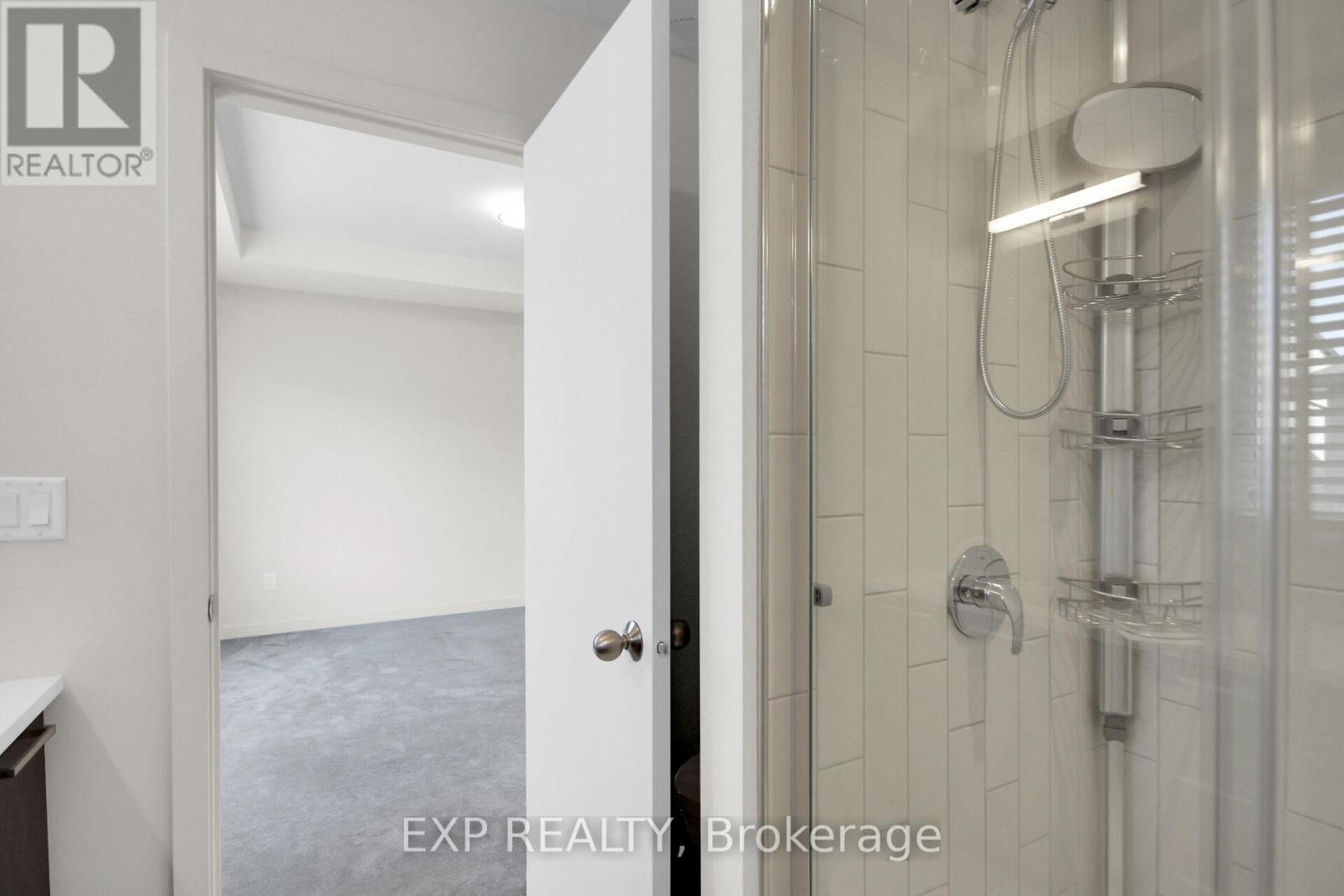 217 Pisces Terrace, Ottawa, Ontario  K1T 0S8 - Photo 9 - X12389664