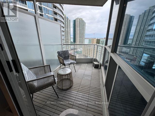 1603 - 218 Queens Quay W, Toronto, Ontario  M5J 2Y6 - Photo 13 - C12389594