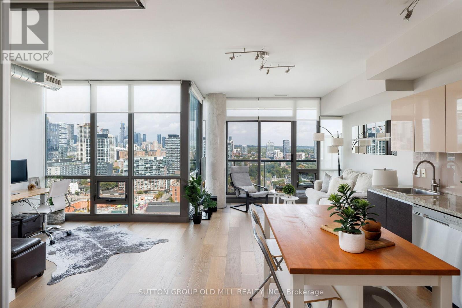 2108 - 33 Mill Street, Toronto (Waterfront Communities), Ontario  M5A 3R3 - Photo 1 - C12389632