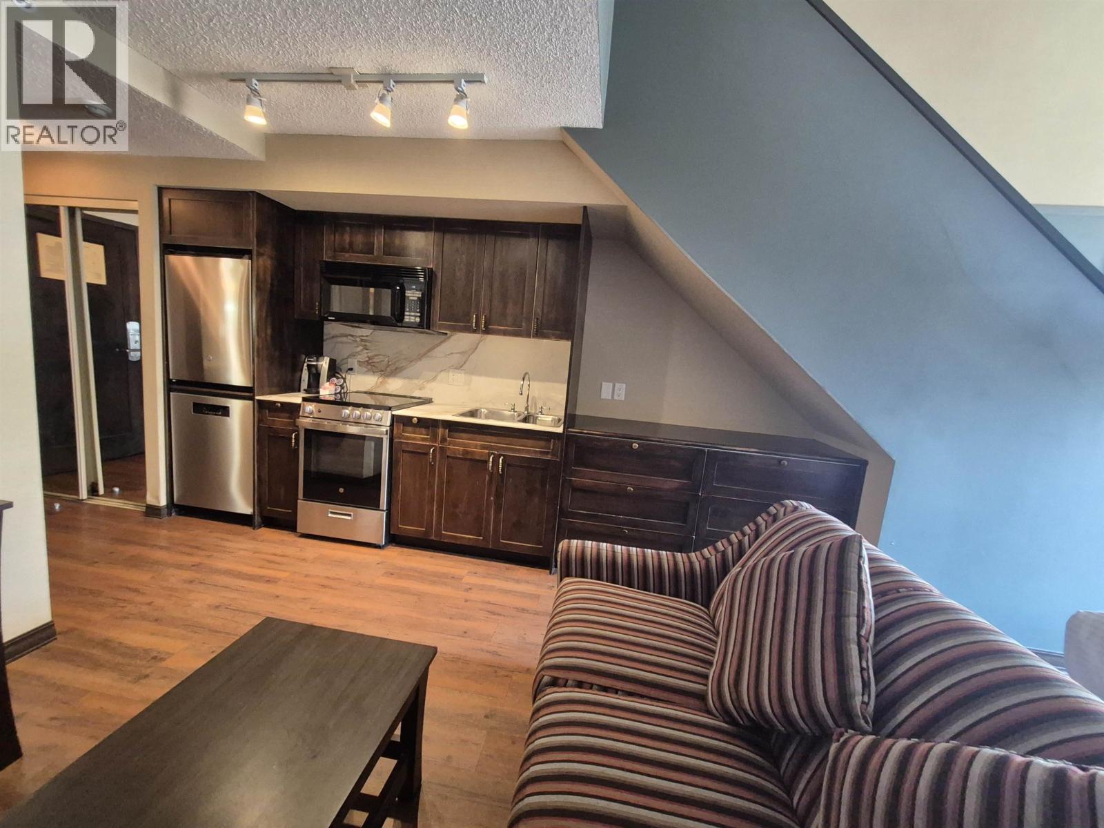 236 4220 Gateway Drive, Whistler, British Columbia  V8E 0Z7 - Photo 5 - R3044907