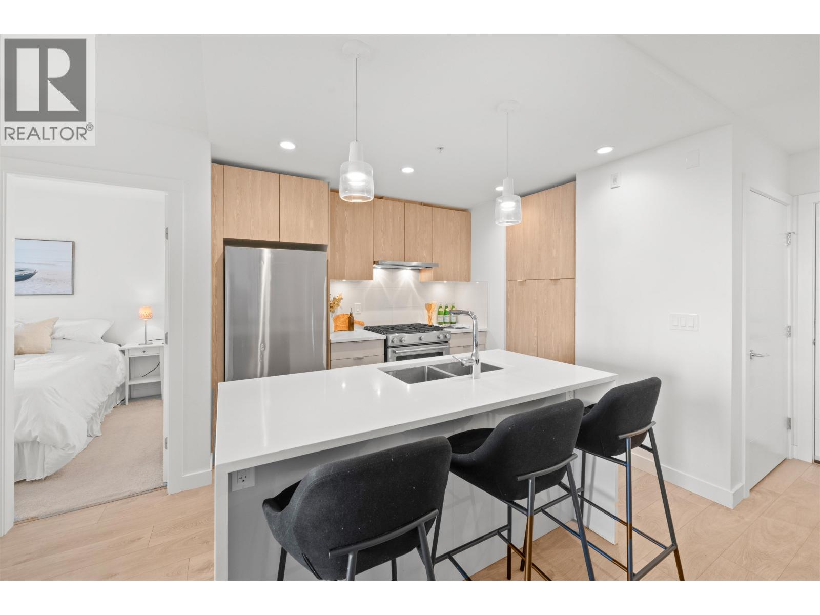 304 108 E 8th Street, North Vancouver, British Columbia  V7L 0H1 - Photo 16 - R3044943