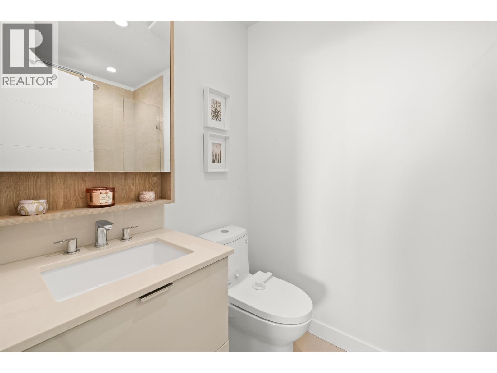 304 108 E 8th Street, North Vancouver, British Columbia  V7L 0H1 - Photo 22 - R3044943