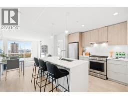 304 108 E 8TH STREET