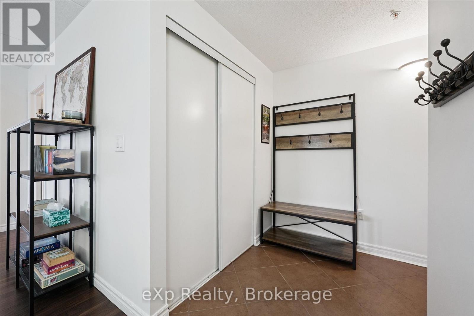 Property at 212 - 415 GRANGE ROAD image 4