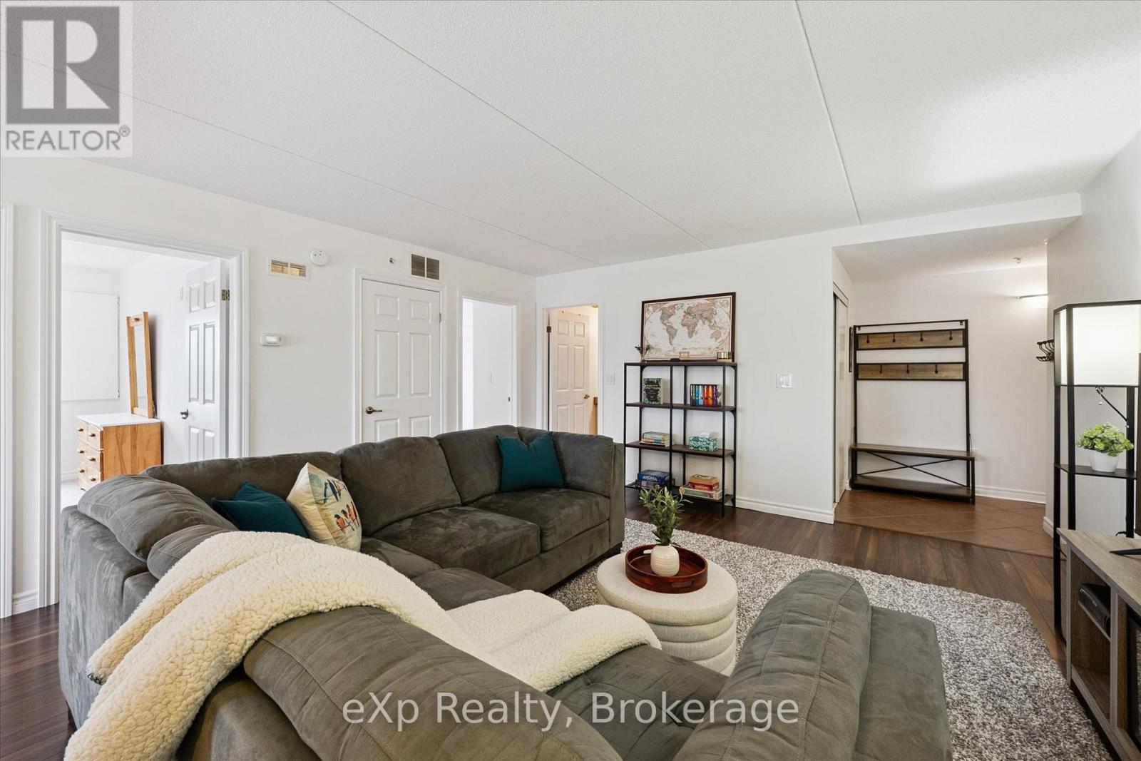 212 - 415 Grange Road, Guelph, Ontario  N1E 0C4 - Photo 6 - X12389692