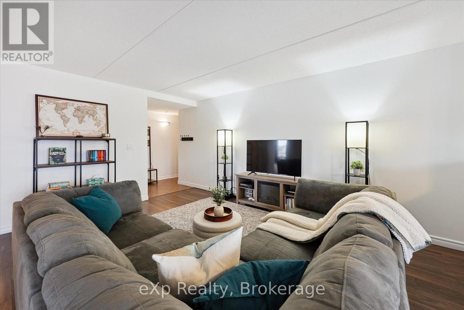 212 - 415 Grange Road, Guelph, Ontario  N1E 0C4 - Photo 7 - X12389692