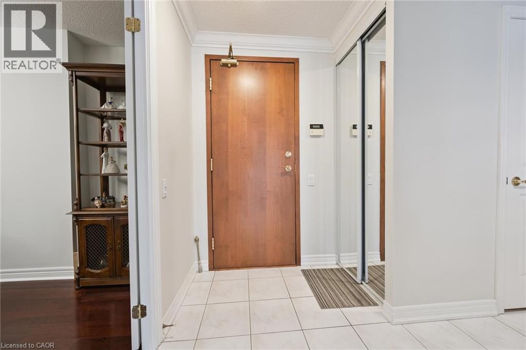 60 Old Mill Road Unit# 704, Oakville, Ontario  L6J 7V9 - Photo 6 - 40764825