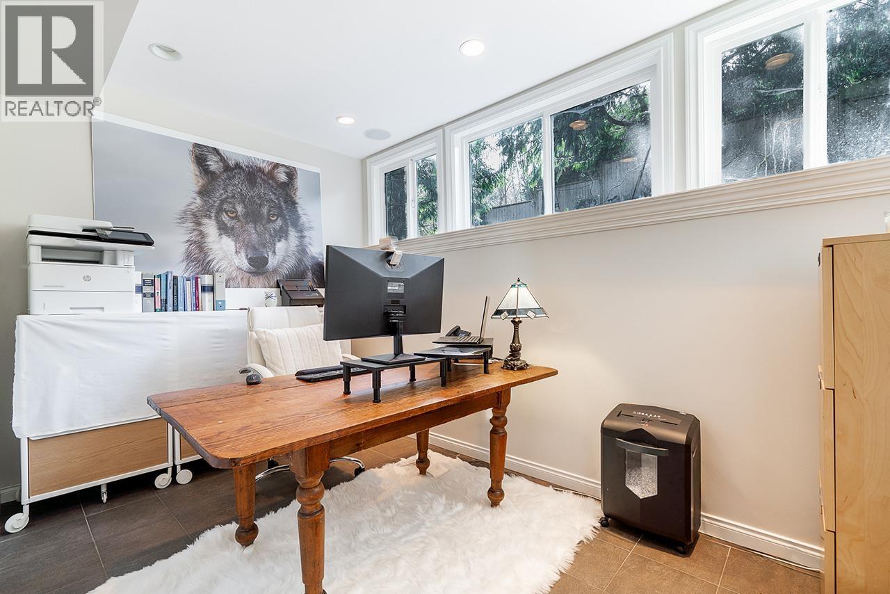 3345 Viewmount Drive, Port Moody, British Columbia  V3H 2L8 - Photo 19 - R3044897