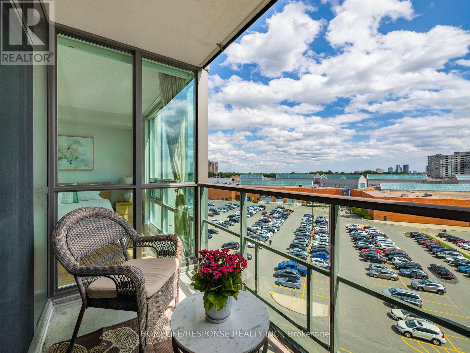 701 - 88 Promenade Circle, Vaughan (Brownridge), Ontario  L4J 9A4 - Photo 26 - N12389565